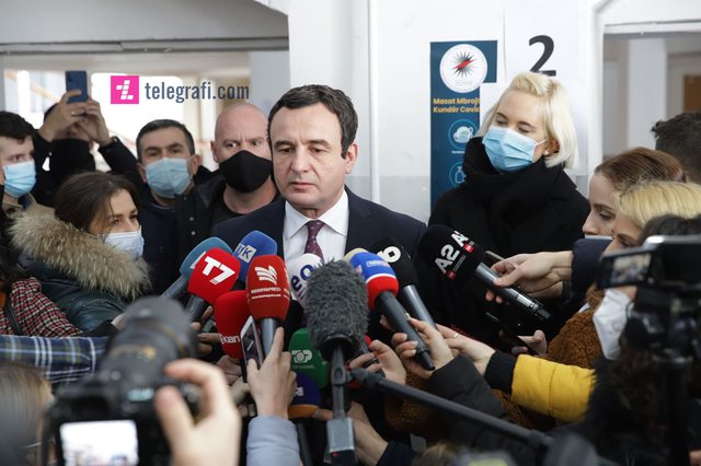 ZGJEDHJET/ Albin Kurti optimist: Sot shteti i kthehet popullit, është ditë e bardhë