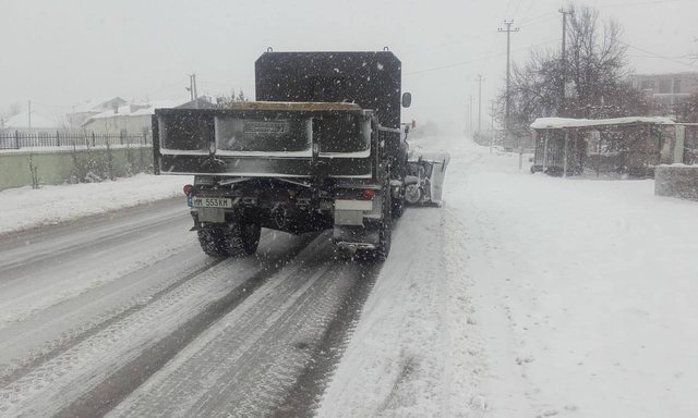 PËRMBYTJE, DËBORË E NGRICA/ Ushtria del në terren, si paraqitet situata nga veriu në jug