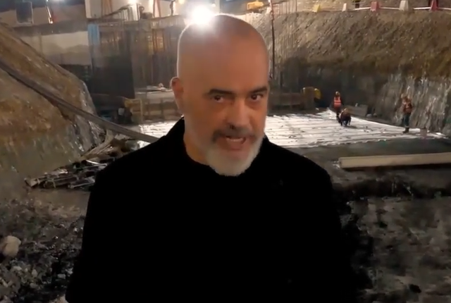“KEMI MARRË GODITJE TË RËNDA”/ Rama e nis ditën me një MESAZH: E di që disa janë të pakënaqur që nuk janë… (VIDEO)