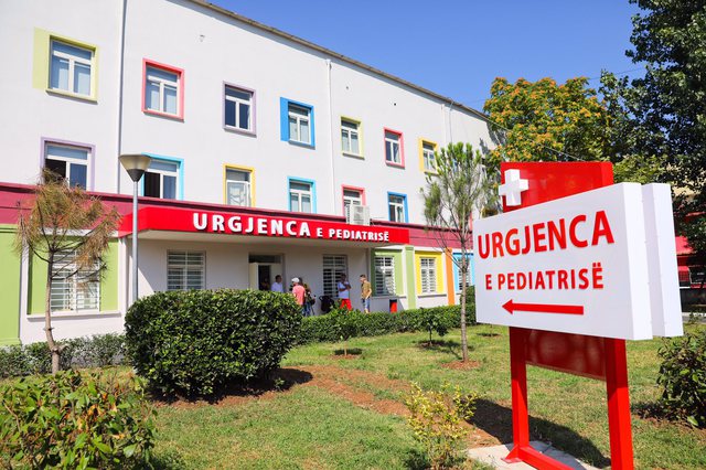 “VIRUSI NUK PYET”/ Mjeku: Mbi 2 mijë e 500 fëmijë të infektuar me Covid në Shqipëri