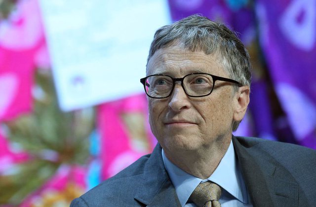 MERR DOZËN E DYTË TË VAKSINËS ANTI-COVID/ Bill Gates tregon se kur mund të kthehemi në normalitet