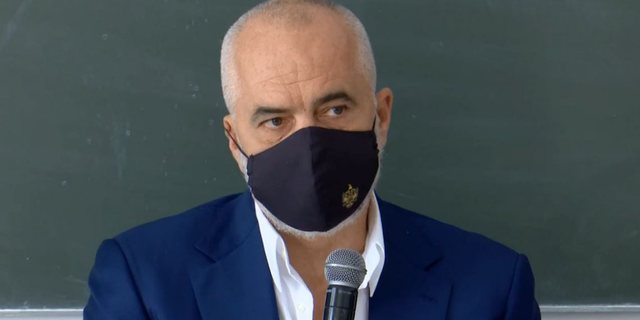 “SOT DO VIJNË DOZA TË PAKTA”/ Rama: Të moshuarit do vaksinohen paralelisht me mjekët, muaji shkurt do të…