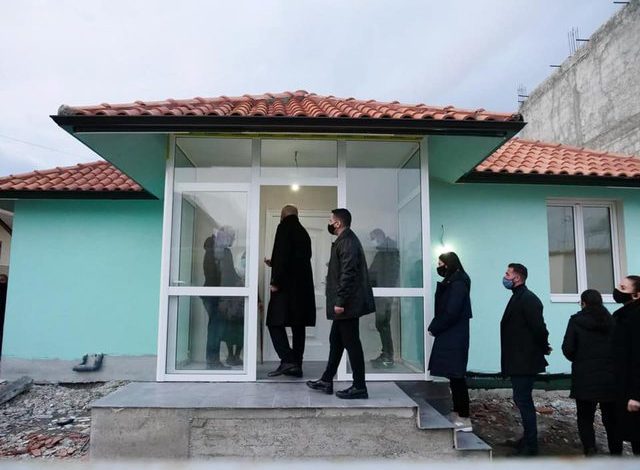 VENDIMI/ Qytetarët nuk mund të shesin apo dhurojnë banesat e përfituara nga “Rindërtimi”