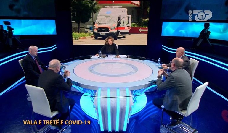 SITUATA SHQETËSUESE/ Mjekët: Gjëndja e COVID e rënduar. Fajin e kanë të rinjtë që…