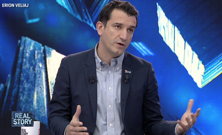“SHBA FOLI DREJT”/ Veliaj për vlerësimin e DASH për Dvoranin: Nga keqqeverisja humbi një vëlla në Gërdec dhe…