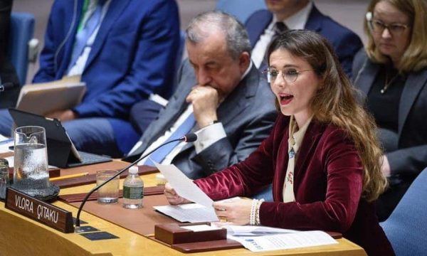 “KOSOVA SHEKULLORE…”/ Vlora Çitaku uron Vetëvendosjen: Kemi me ju mbajt për fjale