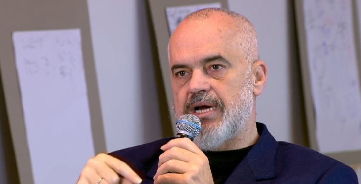 “KA ARDHUR KOHA PËR NDRYSHIM…”/ Rama i kthehet qytetarit: Duro se erdhi 25 prilli