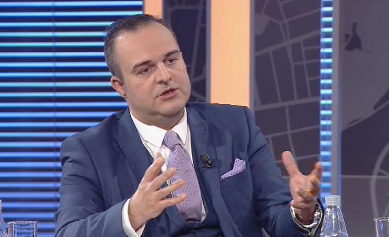 DENONCIMI/ Qytetari: I dhashë para Edvin Priftit për operacionin, më ktheu gjysmat pasi i afërmi më vdiq