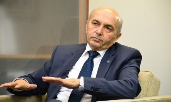 HUMBI ZGJEDHJET NË KOSOVË/ Isa Mustafa jep dorëheqje si kryetar i LDK
