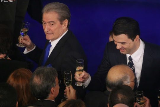 NATO DHE VIZAT/ Arritje të PD-së apo thjesht në kohën e PD-së?