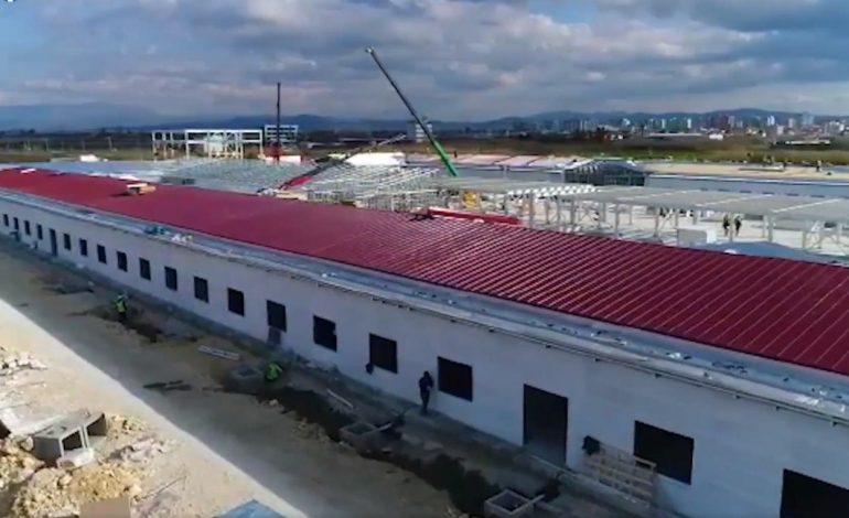 “SKA KOHË PËR PUSHIM…”/ Rama publikon VIDEON nga kantieri i ndërtimit në spitalin Rajonal të Fierit