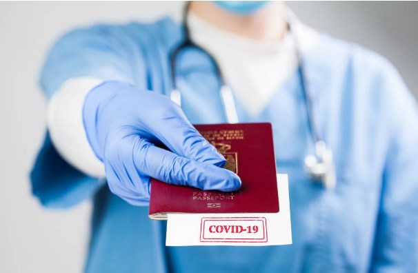 COVID-19/ Britania e Madhe nuk do të prezantojë pasaportën e vaksinimit, ja strategjia…