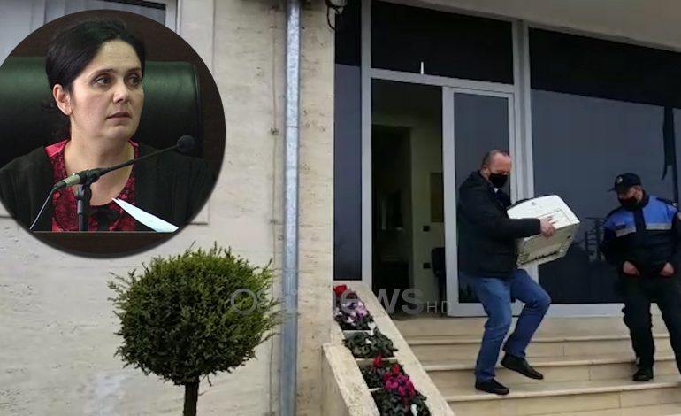 SKANDALI NË KRUJË/ Skema si përfitohej ulja e dënimit kundrejt 6-12 mijë euro nga gjyqtarja dhe avokati