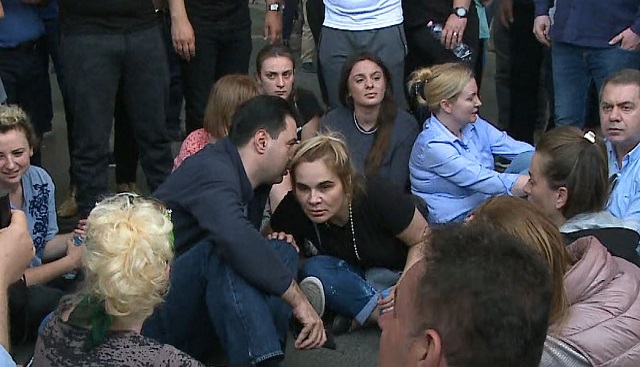 ARRESTIMI I GJYQTARES HOXHA/ Balla: Dua ti them Lulit dhe Monikës mjaft takoheni skutave me ish prokurorë dhe…