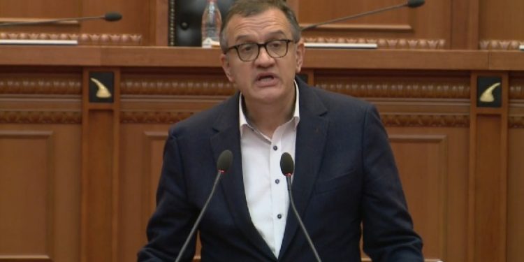 PLANI I SHËNDETËSISË I PD/ Beqaj: Shumica e farmacistëve kanë taksa 0. Basha do ua bënte 0.5%