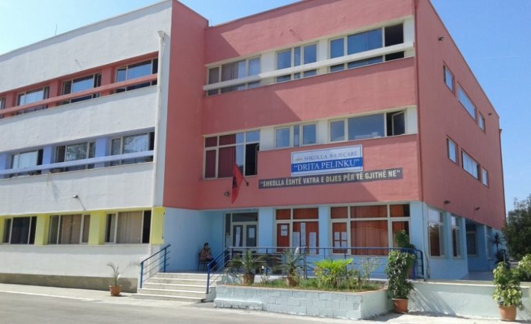 E FUNDIT/ Ministria e Arsimit merr vendimin, i gjithë arsimi parauniversitar me mësim online deri më…