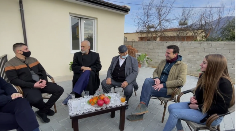 NË BANESAT E RINDËRTUARA/ Rama: 126 shtëpi të reja po zënë vendin e rrënojave në këtë njësi administrative