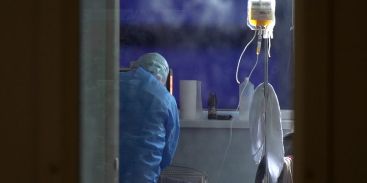PANDEMIA NË KOSOVË/ Një i vdekur dhe 178 raste të reja me COVID-19
