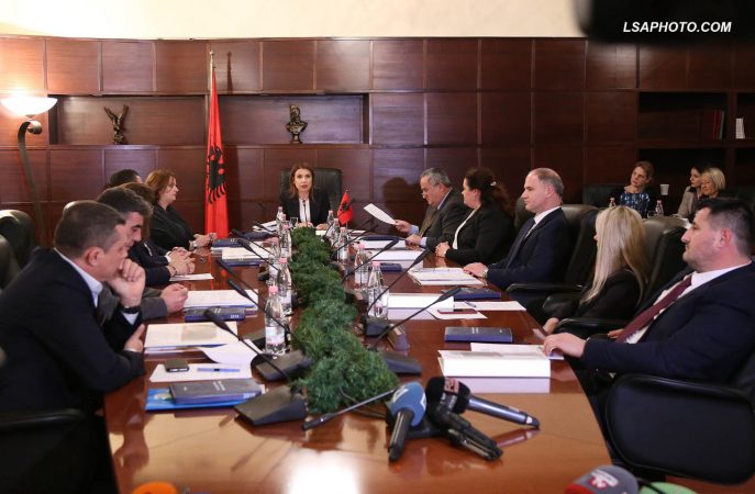 ARRESTIMI I GJYQTARES ENKELEDA HOXHA/ Reagon KLGJ: Janë marrë masat për vijimin e punës në gjykatë, respektojmë pavarësinë e institucioneve
