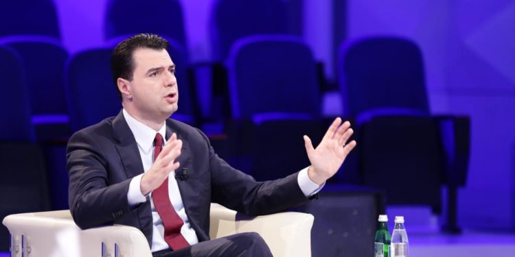 VAZHDON ME LLOGARITË/ Basha: Premtimet e mia kushtojnë 500 milion euro në vit