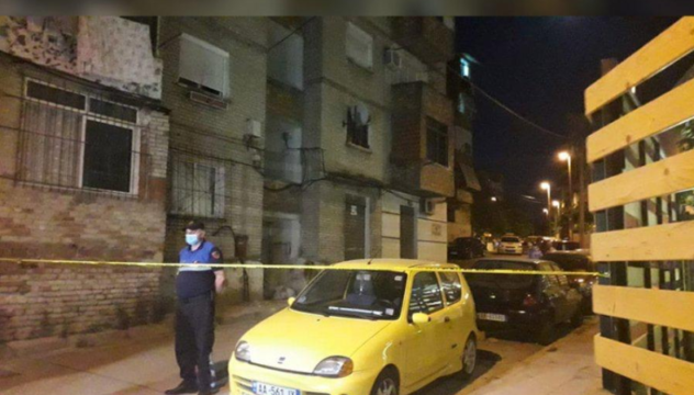 NGJARJA E PAZAKONTË/ Policët merren peng në Tiranë, u mbyllin derën e pallatit gjatë kontrollit