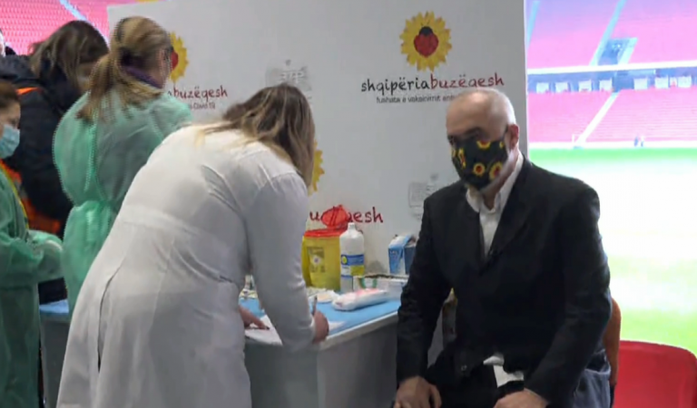 A ËSHTË IMUNIZUAR PAS DOZËS SË DYTË? Rama: Ka nevojë për të gjithë ciklin. Pfizer nga konfirmoi dje, në shkurt…