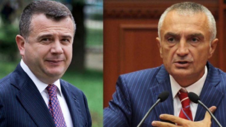 “ISHTE HABITUR MILETI”/ Balla nxjerr mesazhin e qytetarit nga Librazhdi: Presidenti mori dikë në telefon për t’i dekoruar gjyshin e vdekur…