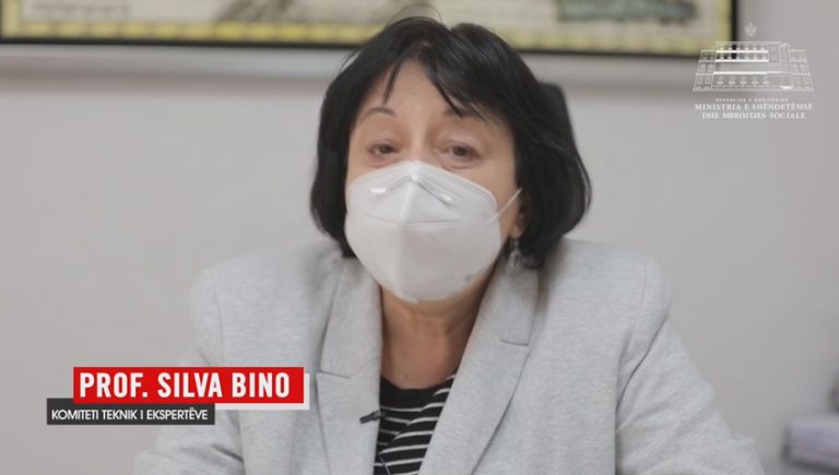 KORONAVIRUSI/ Silva Bino: Në dy ditë vaksinohen 500 bluza të bardha në Korçë. Shtrëngimi i masave do jetë…