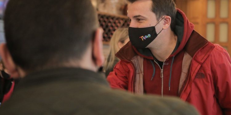 TAKIM ME BANORËT E NJËSISË 7/ Veliaj: PD-LSI po na sjellin në Tiranë të diskretituarit e drejtësisë. PS-ja, graviteti…