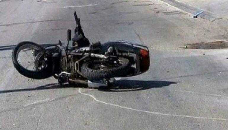E RËNDË GREQI/ Një 52-vjeçar shqiptar përplas një fëmijë 11 vjeç, e tërheq zvarrë me motor