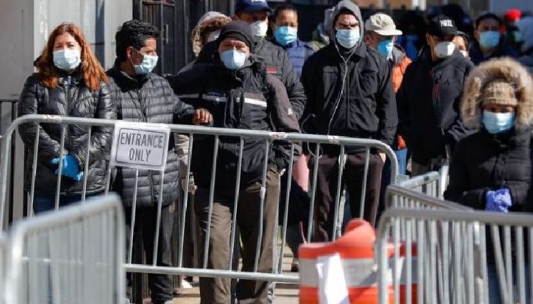 SHBA/ Teksasi i jep fund masës për vendosje të maskës anti-COVID
