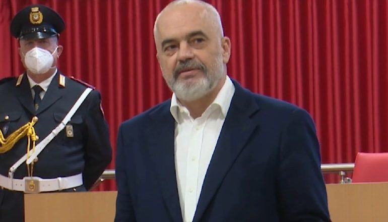 ZBULON MESAZHIN NGA RINASI/ Rama: Një VIP, s’donte të hynte në Shqipëri, s’e konsideronte pistoletën armë për ta mbrojtur…