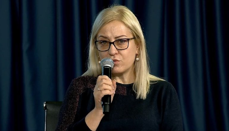 “NJERËZIT QË KANË…”/ Nikolla: 25 prilli një referendum për të nxjerrë në mërgim Berishën, për të larguar Metën nga presidenca…