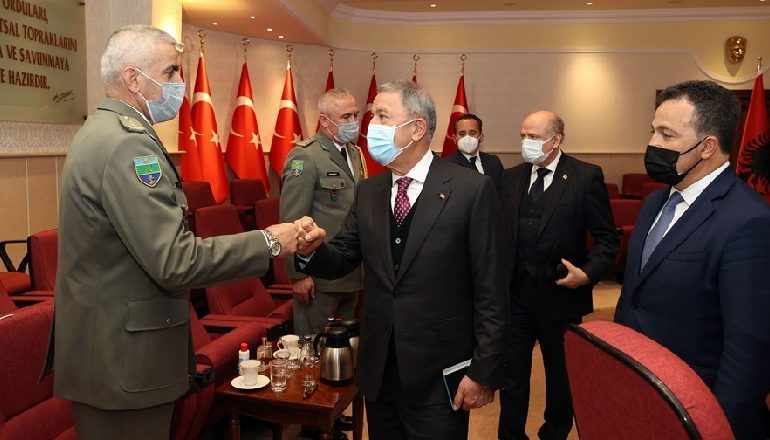 VIZITË ZYRTARE NË TURQI/ Peleshi: U diskutua për implementimin e dy marrëveshjeve financiare ushtarake