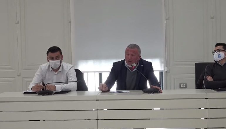 ZGJEDHJET E 25 PRILLIT/ KQZ refuzon regjistrimin e kandidatit të pavarur në Berat, Plarent Aleksi