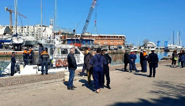 E RËNDË NË DETIN ADRIATIK/ Anija me flamur shqiptar godet aksidentalisht peshkarexhën italiane