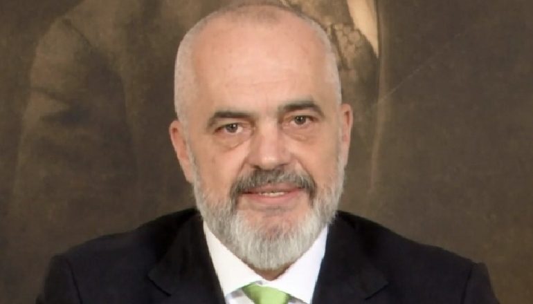 “100 DITË, 100 ARRITJE”/ Rama: Ulet numri i aksidenteve rrugore me 55,3% krahasuar me 2013, s’ka kohë për pushim