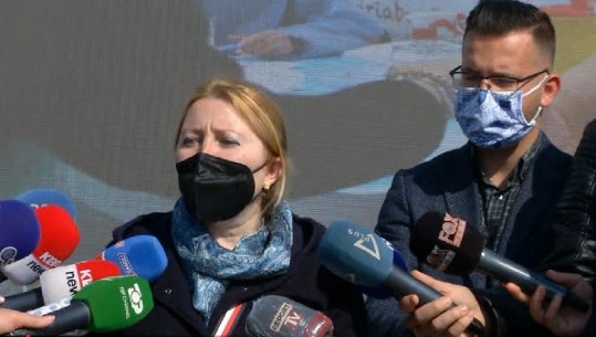 “SINOVAC” ËSHTË E LEHTË NË PËRDORIM DHE RUAJTJE”/ Nelaj: Qytetarët nuk mund të zgjedhin llojin e vaksinës