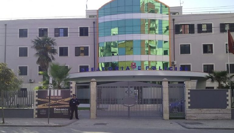 SHERRI ME THIKA NË DURRËS/ Arrestohet në spital Endi Nekaj, në kërkim…