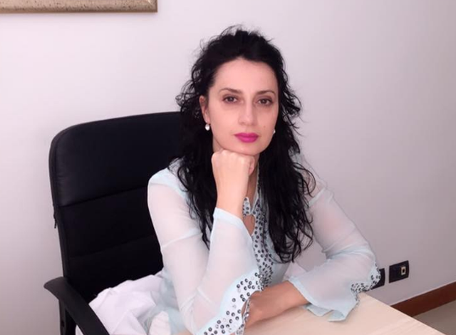 “PSE NUK MUND TË KEMI NJË FËMIJË?” Gjinekologia ngre shqetësimin: Çfarë po ndikon në pjellorinë e çifteve