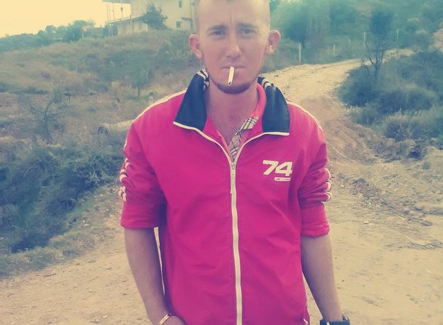 “DO SHTROHESH NË PSIKIATRI…”/ Zbulohet sherri, si e rrahu për vdekje babain e tij 25 vjeçari