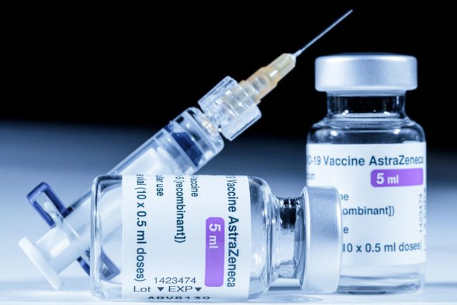 MPIKSJE GJAKU DHE TROMPOZË/ Një tjetër vend “bojkoton” vaksinën e AstraZeneca