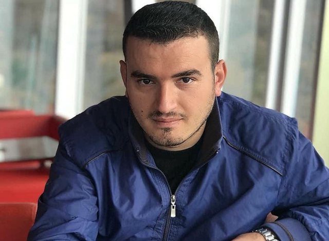 DALIN FOTOT/ Ky është 33-vjeçari që mbeti brenda në magazinën e qendrës tregtare