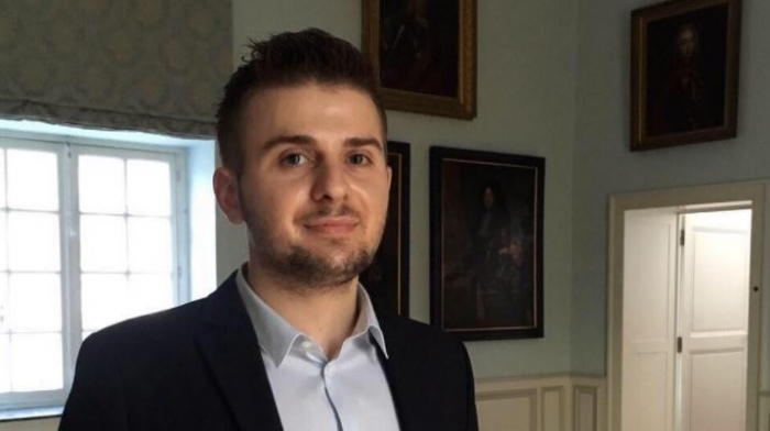 KËRKOI NDIHMË PËR TË ATIN E PREKUR ME COVID-19/ Gent Cakaj jep lajmin e mirë: Është siguruar plazma e gjakut, Zoti ju ruajt
