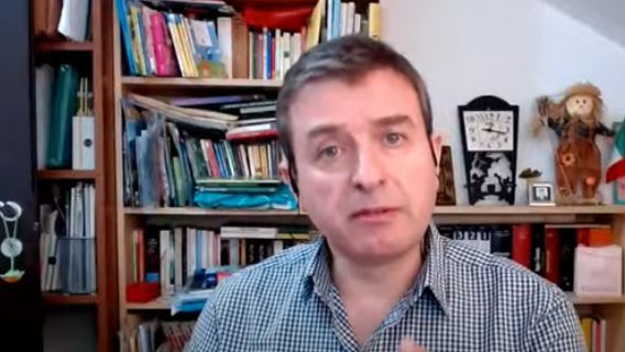 MITINGU I PD/ Reagon mjeku shqiptar: Ata që nuk respektojnë rregullat e pandemisë janë të dëmshëm e të rrezikshëm…