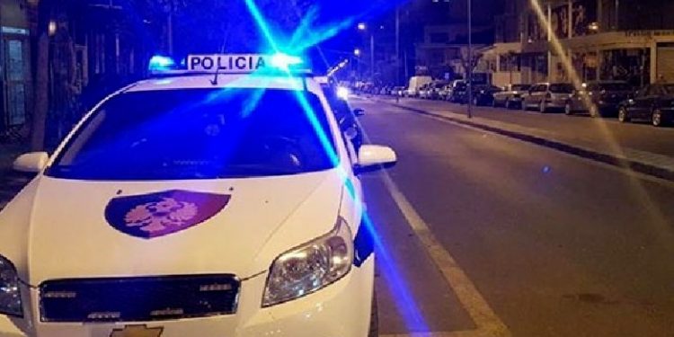 PRISHET QETËSIA NË DURRËS/ Plagoset me armë zjarri një 25-vjeçar. Dyshohet…