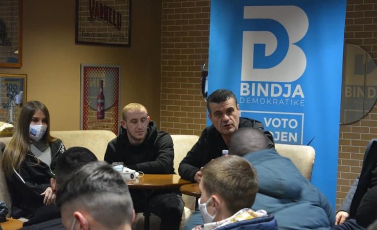 TAKIM ME TË RINJTË TEK “ALI DEMI”/ Astrit Patozi: Për të krijuar bindjen se ndryshimi në Shqipëri është i mundur, vetëm…