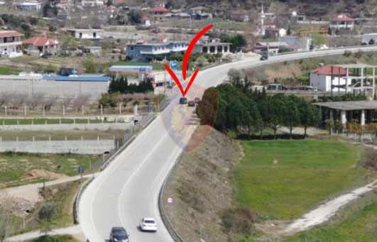 POLICIA KONTROLLE NË RRUGË/ 3 shoferë në pranga, pezullohen 57 patenta në 24 orët e fundit. Ja sa gjobiten