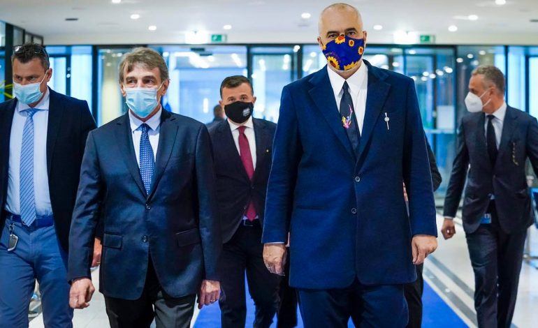 INTEGRIMI/ Balla: Në ditët në vijim PE do të miratojë raportin e Santos…