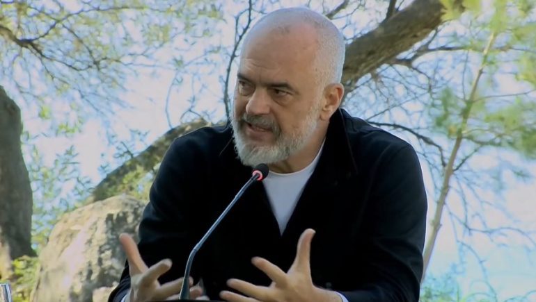 THUMBON DULEN DHE IDRIZIN/ Rama: PS në Vlorë ka zgjedhur përfaqësues të minoritetit dhe komunitetit çam